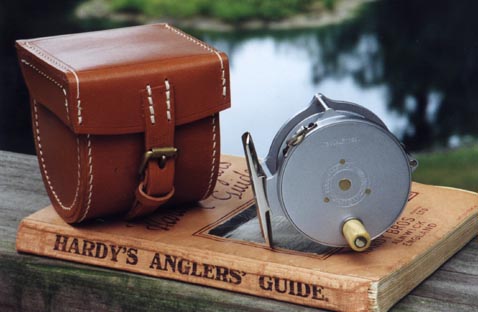 Hardy Bougle Replica w/Leather Case 